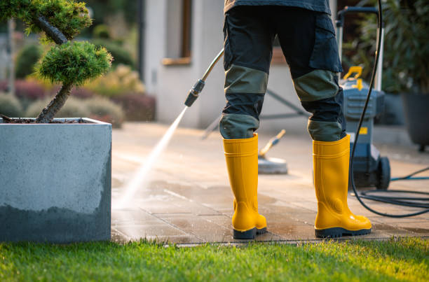 Why Choose Our Certified Pressure Washing Experts for Your Project Needs in Kingston, OK?